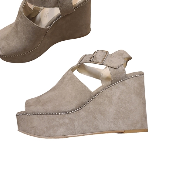 BC Footwear Women's Here We Go Now Platform Wedge Sandal, Taupe v-Suede, 8.5 - Picture 3 of 10